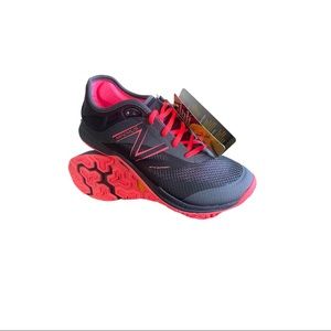 Brand new! Size 7 US women’s training shoes